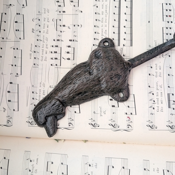 Cast Iron Dachshund Wall Hook - Picture 3 of 6
